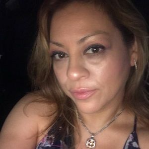 Meet your Posher, Sheila